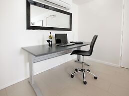 Hamilton Executive Apartments