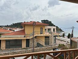 Paralio Hotel