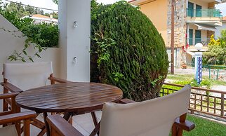 Paralio Hotel
