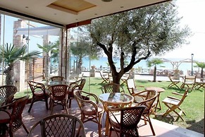 Paralio Hotel