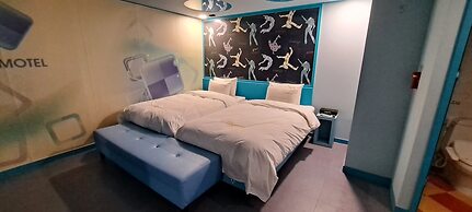 Yangsan Show Hotel