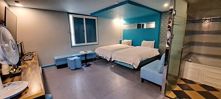 Yangsan Show Hotel