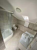 Assortie La Villa Hotel