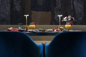 Hotel 87 Eighty seven