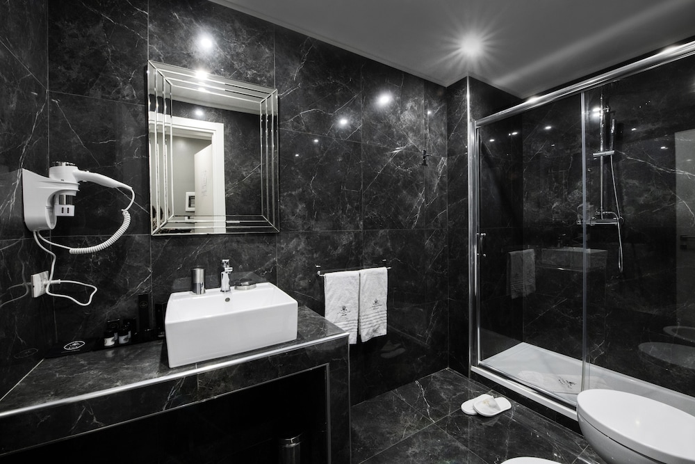 Hotel 87 Eighty seven