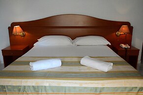Castelvetere Hotel