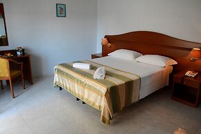 Castelvetere Hotel
