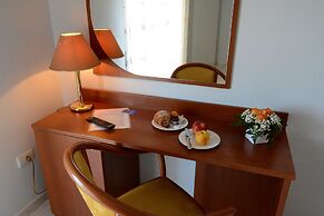 Castelvetere Hotel