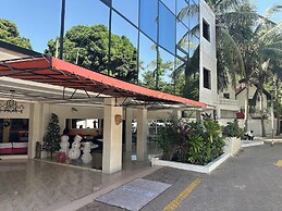 Woodpecker Resort