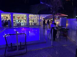 Woodpecker Resort