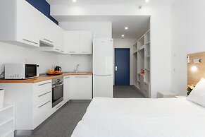 Orange Hotel