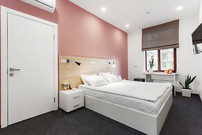Orange Hotel