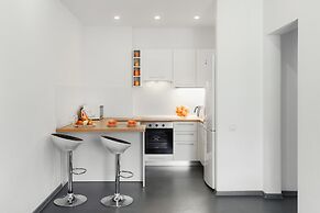 Orange Hotel