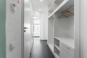 Orange Hotel