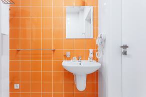 Orange Hotel