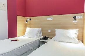 Orange Hotel