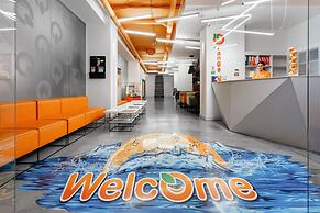 Orange Hotel