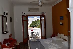 Minoa Hotel