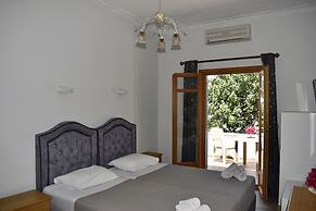 Minoa Hotel