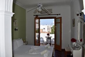 Minoa Hotel