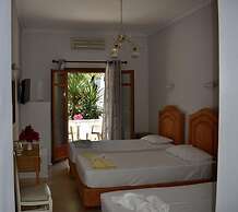 Minoa Hotel