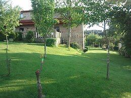 Casa Rural Os Carballos