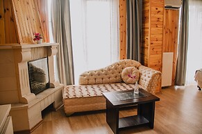 Ayisigi Hotel