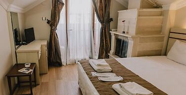 Ayisigi Hotel