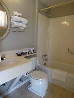 Duck Cove Inn