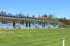Duck Cove Inn