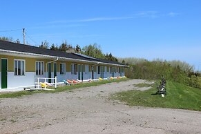 Duck Cove Inn