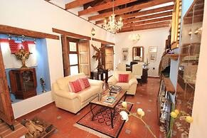 Casa Santa Lucía