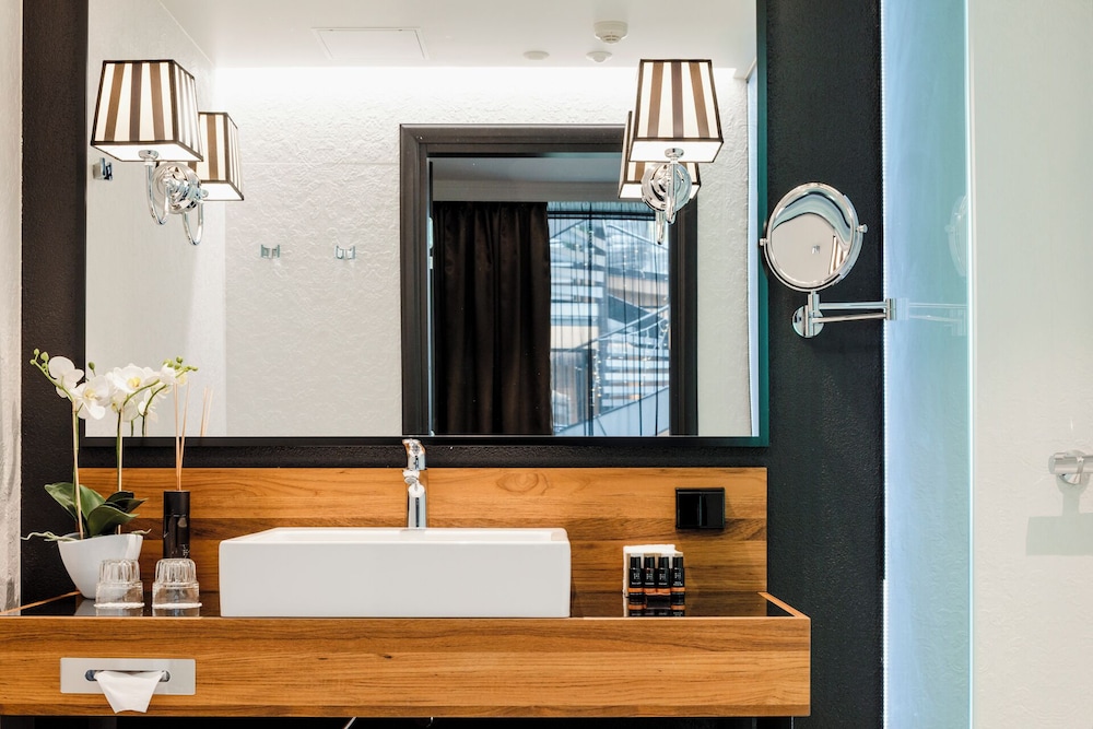 Hotel F6