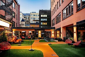 Hotel F6