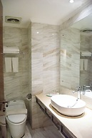 Royal Asnof Hotel