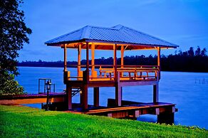 Okvin River Villa