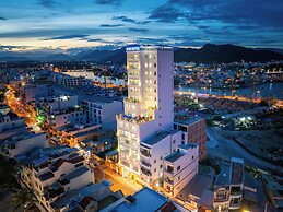 Gem Hotel