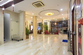 Gem Hotel