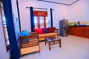 Dinsara Pearl Villa