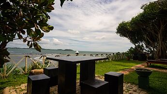 Dinsara Pearl Villa