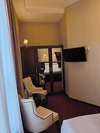 Marionn Hotel