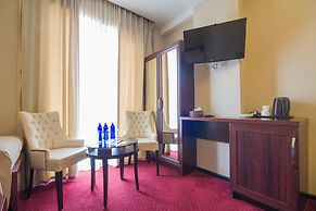 Marionn Hotel