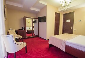 Marionn Hotel