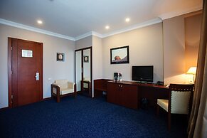 Cruise Hotel