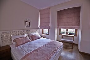 Arart Hotel