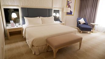 Royce Hotel & Casino