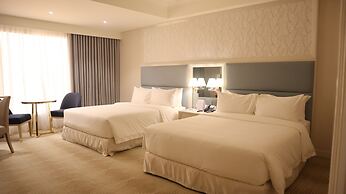 Royce Hotel & Casino
