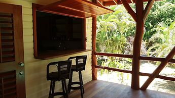 Bluff Beach Retreat