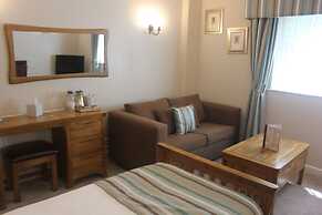 Nant Ddu Lodge Hotel