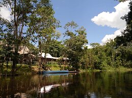 Jacamar Lodge Expeditions